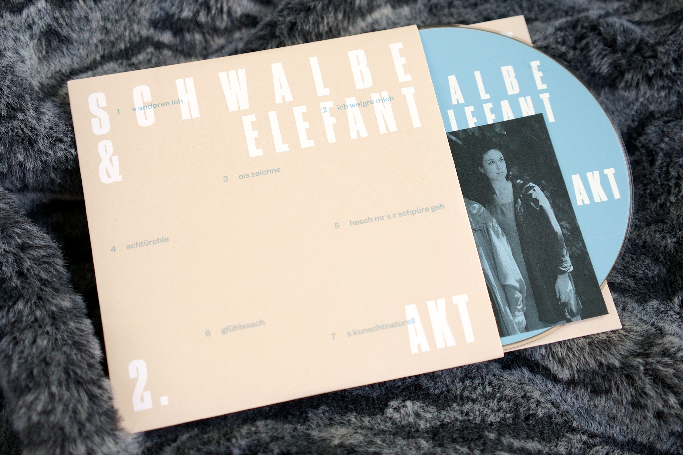 BaharBueyuekkavir_Schwalbe&Elefant_CD-II